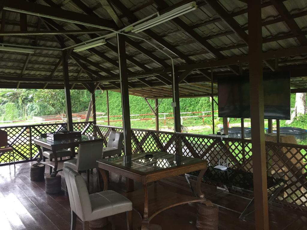 Happy Paradise Homestay *