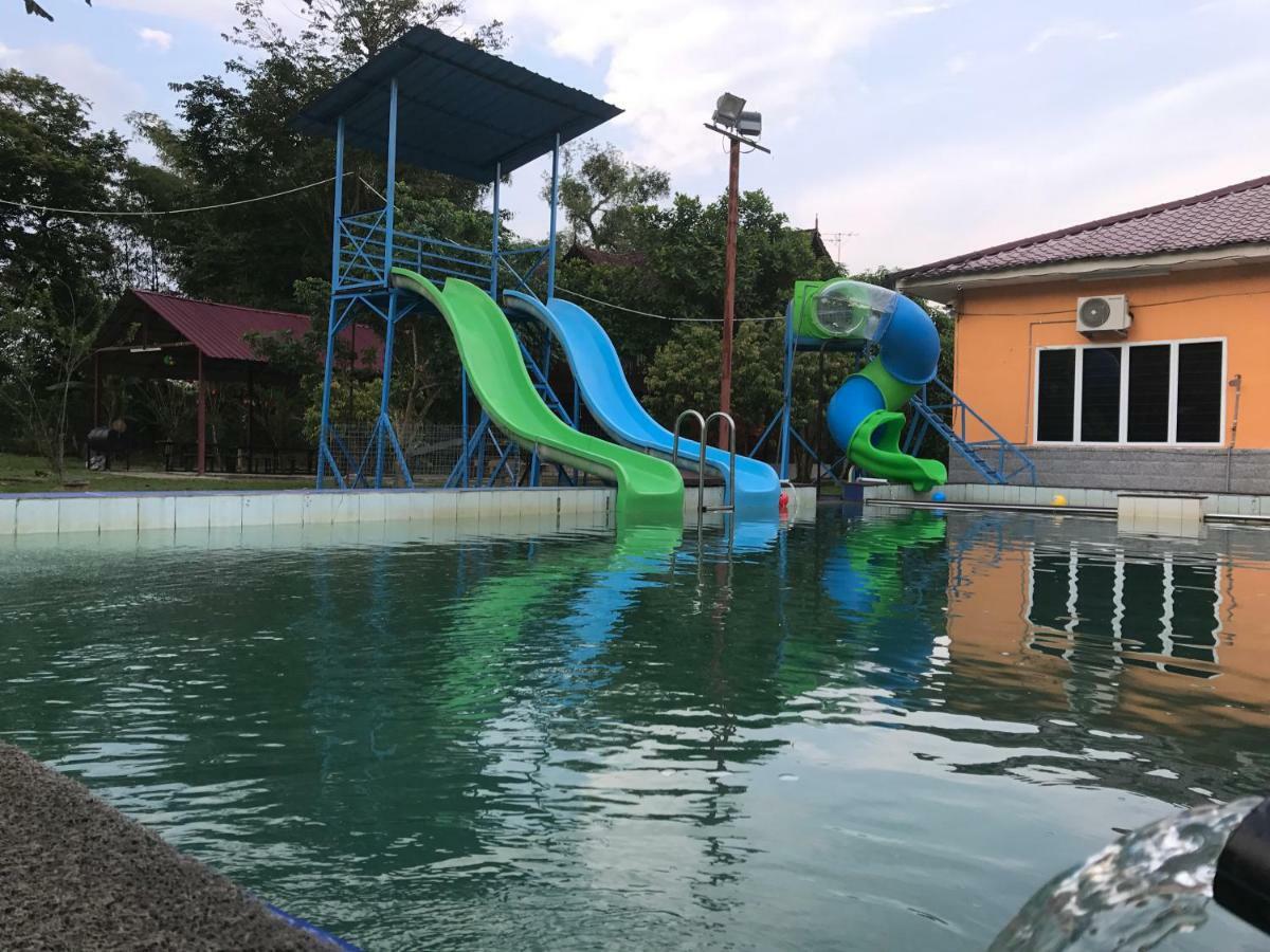 Homestay Happy Paradise Kampung Janda Baik