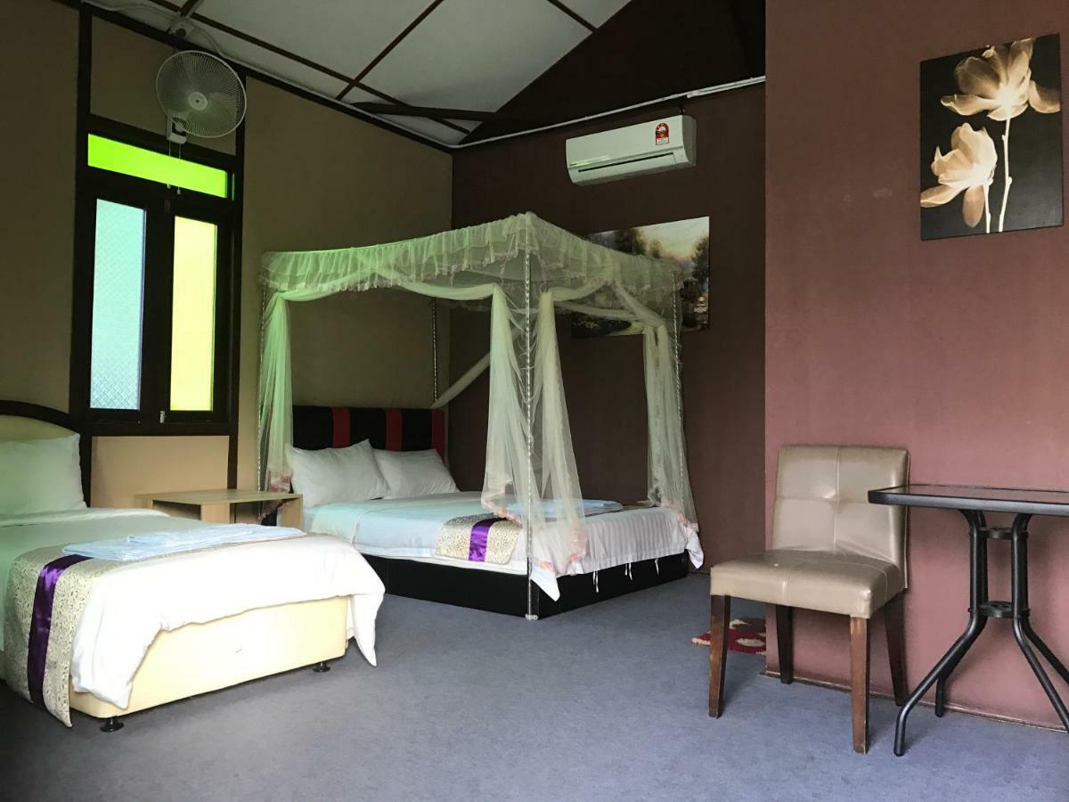 Homestay Happy Paradise *