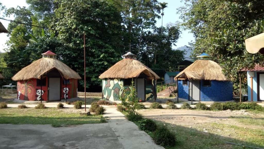 Happy Paradise * Kampung Janda Baik